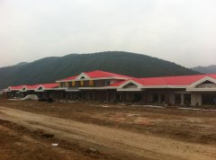 合水縣服務(wù)區(qū)樹(shù)脂瓦工程案例